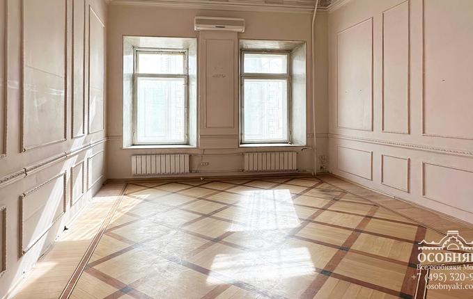 на Кожевнической улице, 13, площадь 737 м