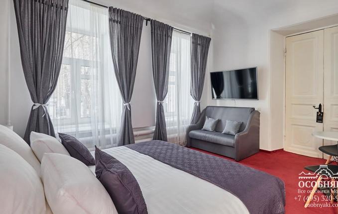 в Старопименовском переулке, 11с2, площадь 688 м