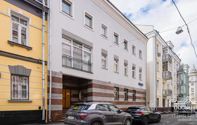 в Последнем переулке, 22, площадь 742 м