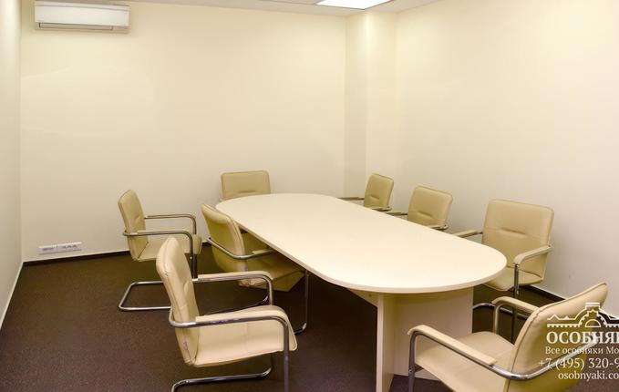 в 1-м Голутвинском переулке, 1, площадь 3254 м