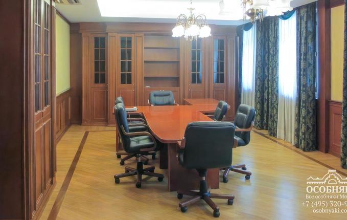 в Подсосенском переулке, 26, площадь 1490 м