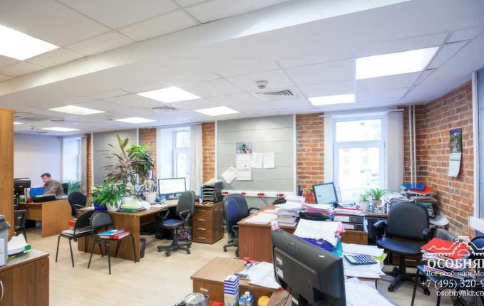 на Большой Почтовой улице, 39, площадь 952 м