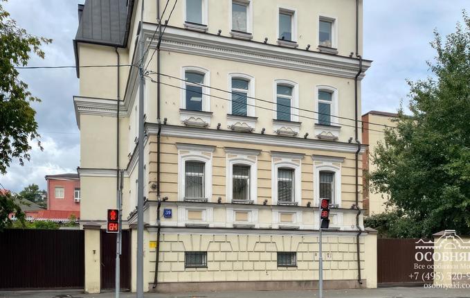 на Большой Почтовой улице, 39, площадь 952 м