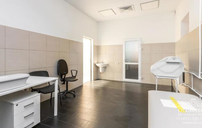 на Большой Серпуховской улице, 30, площадь 490 м