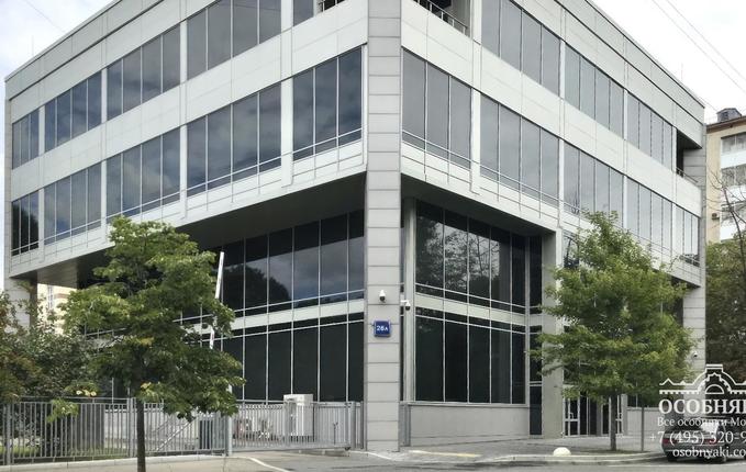 на улице Хамовнический Вал, 26, площадь 2460 м