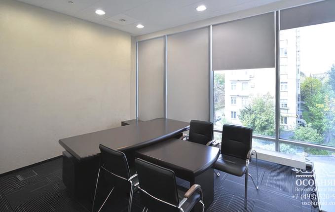 на улице Хамовнический Вал, 26, площадь 2460 м