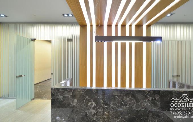 на улице Хамовнический Вал, 26, площадь 2460 м