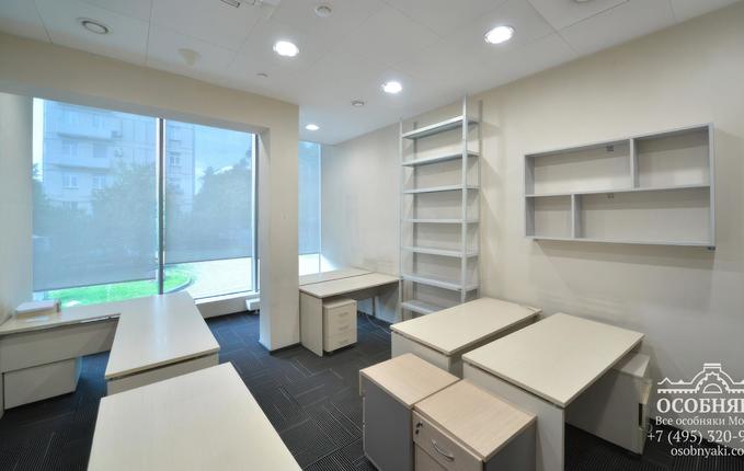 на улице Хамовнический Вал, 26, площадь 2460 м