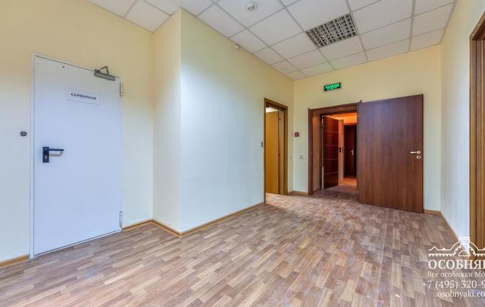 в Большом Могильцевском переулке, 7, площадь 900 м