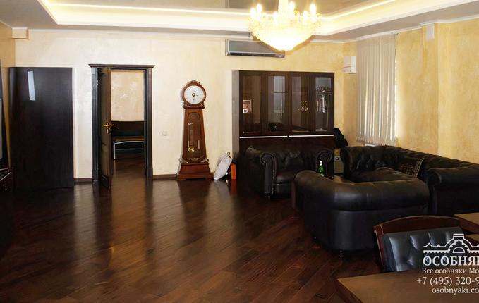 в 1-м Щемиловском переулке, 15, площадь 774 м