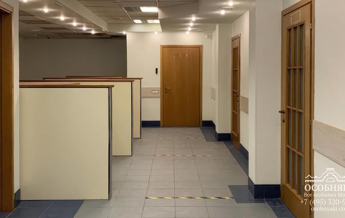 в Лубянском проезде, 21, площадь 720 м