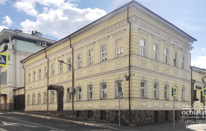 в Мартыновском переулке, 2, площадь 582 м