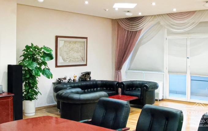 на улице Образцова, 4А, площадь 1556 м