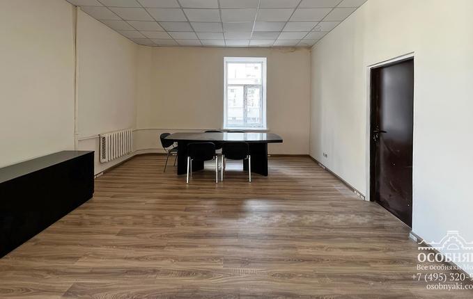 на Садовой-Спасской, 20, площадь 4524 м