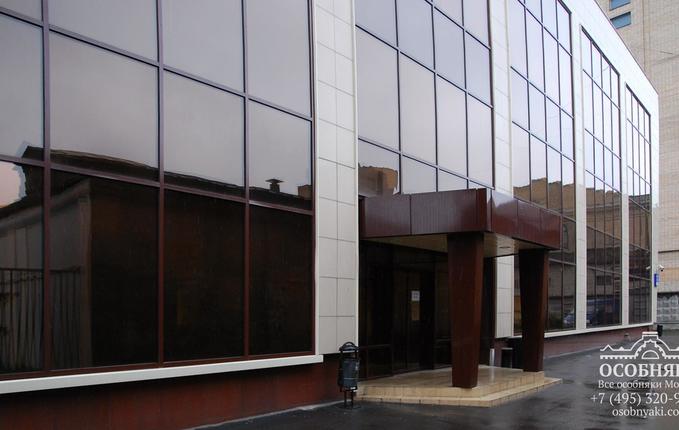 в Графском переулке, 12А, площадь 2607 м