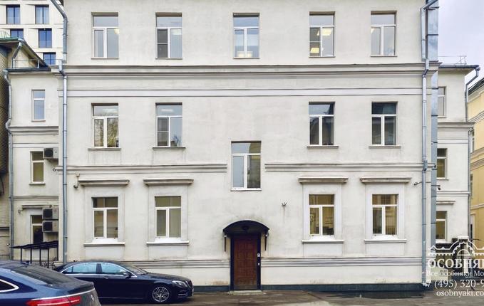 в Олсуфьевском переулке, 8С1, площадь 1602 м