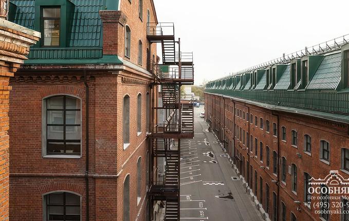 на Дербеневской набережной, 7, площадь 4000 м