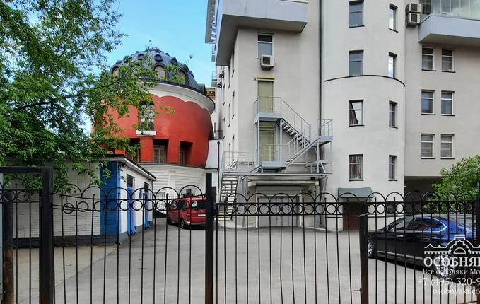 на улице Машкова, 1, площадь 1525 м