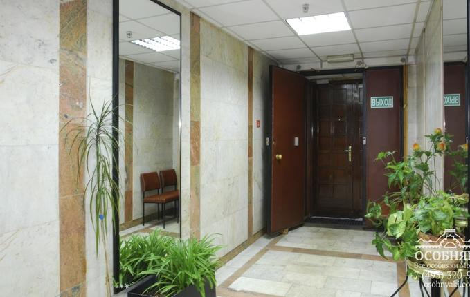 в Вознесенском переулке, 20, площадь 747 м