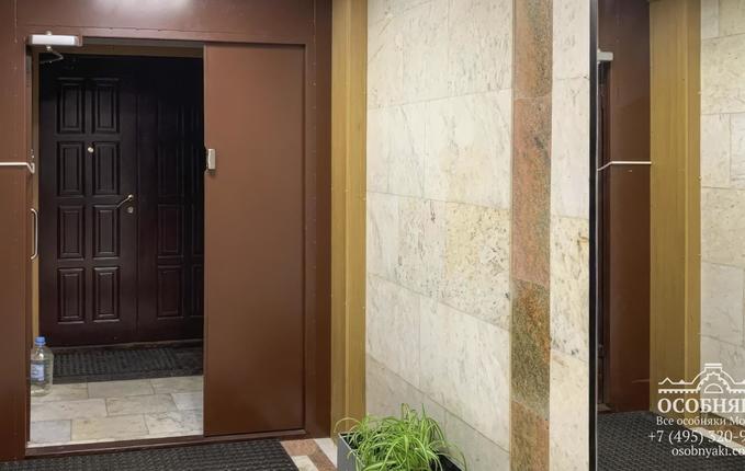 в Вознесенском переулке, 20, площадь 747 м