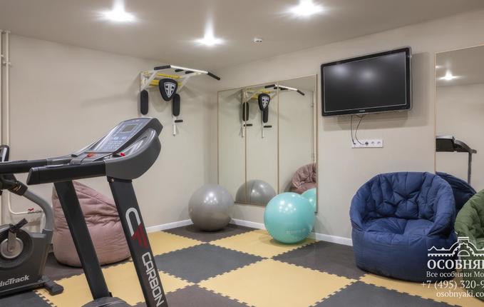 в Сыромятническом проезде, 8, площадь 1044 м