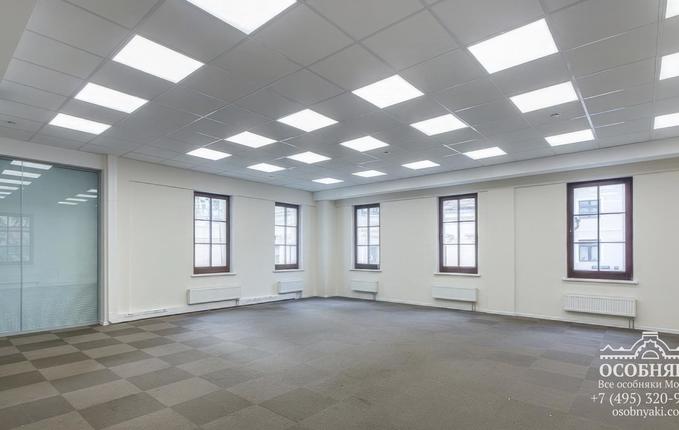 на Садовнической, 41, площадь 1942 м