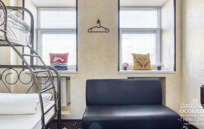 на Озерковской набережной, 8, площадь 550 м