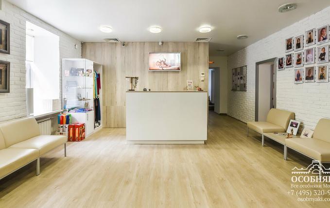 на улице Фадеева, 9, площадь 408 м