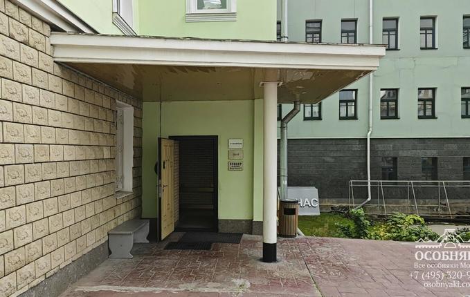 на Большой Лубянке, 24/15, площадь 743 м