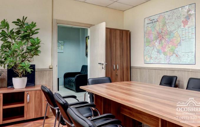 на Баррикадной улице, 8, площадь 4970 м