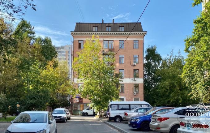 на Заречной улице, 9, площадь 4877 м