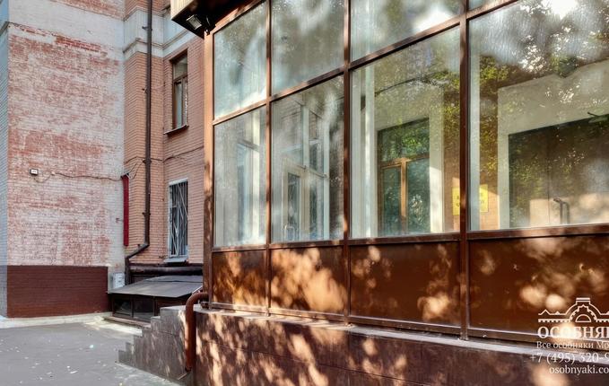 на Заречной улице, 9, площадь 4877 м