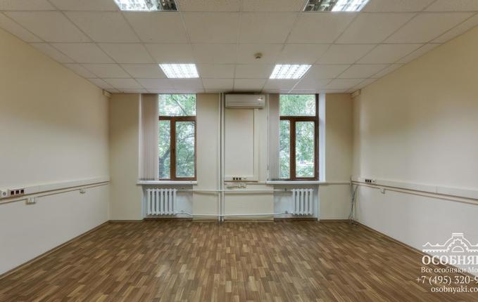 на Заречной улице, 9, площадь 4877 м