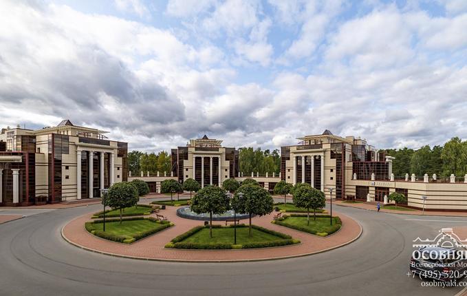 на Рублево-Успенском шоссе, 100, площадь 1731 м