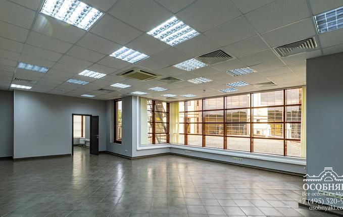 на Рублево-Успенском шоссе, 100, площадь 1731 м