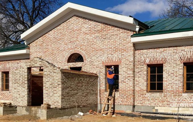 в Ворошиловском парке, 5, площадь 4730 м