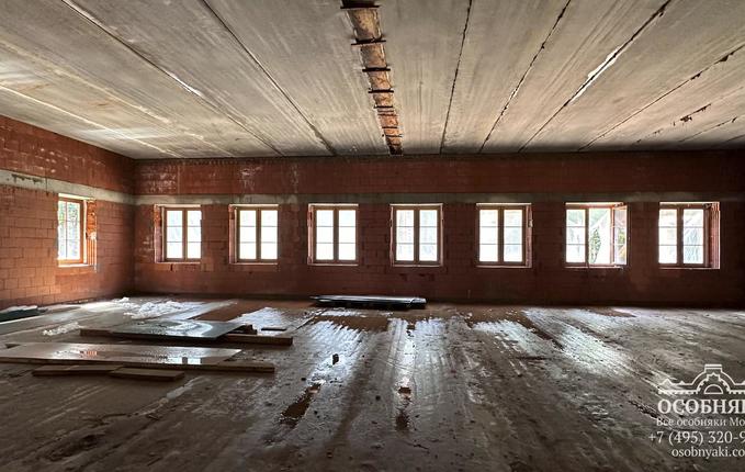 в Ворошиловском парке, 5, площадь 4730 м