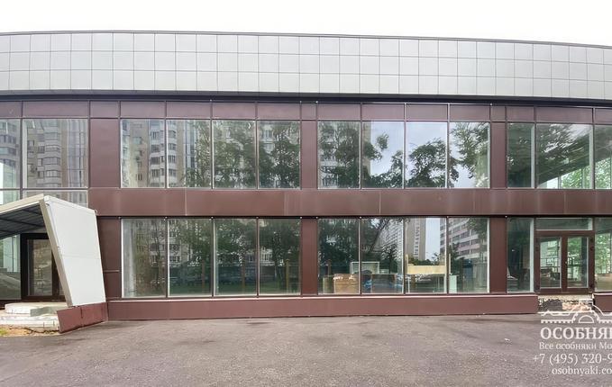 на Нарвской улице, 3, площадь 861 м