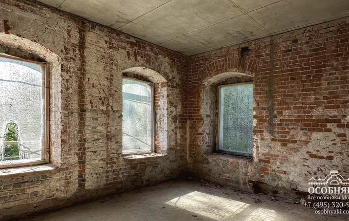 на Запрудной улице, 2/1, площадь 1010 м