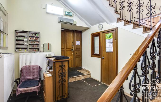 в Протопоповском переулке, 19с13, площадь 913 м