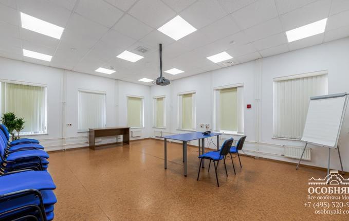 в Пестовском переулке, 10, площадь 2756 м