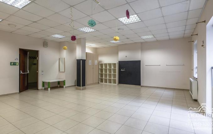 на Большой Никитской улице, 47, площадь 1493 м