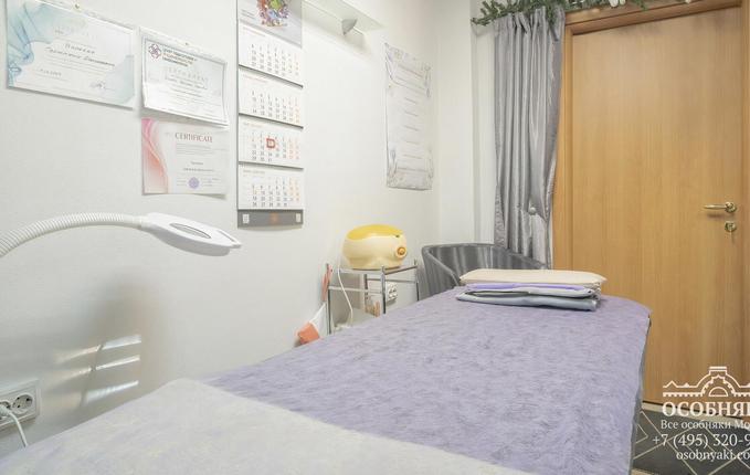 в Большом Казенном переулке, 8, площадь 832 м