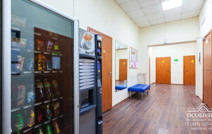 на Мосфильмовской улице, 35, площадь 8607 м