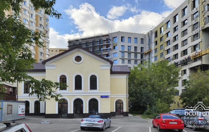 в 1-м Красносельском переулке, 13, площадь 643 м