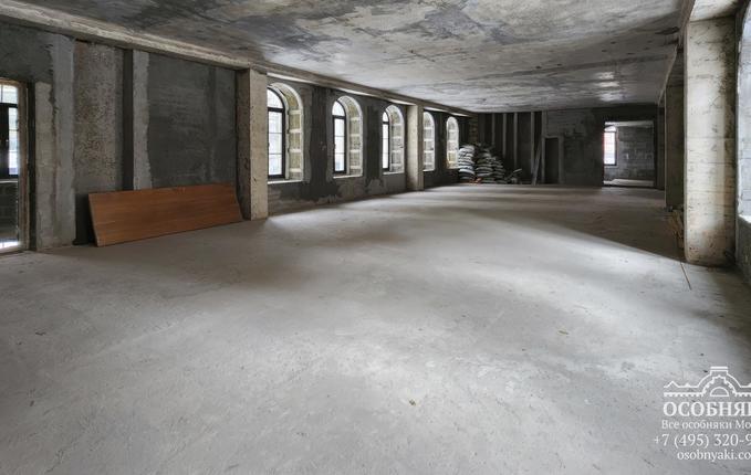 в 1-м Красносельском переулке, 13, площадь 643 м