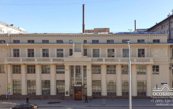 на 2-й Бауманской улице, 9/23, площадь 1971 м