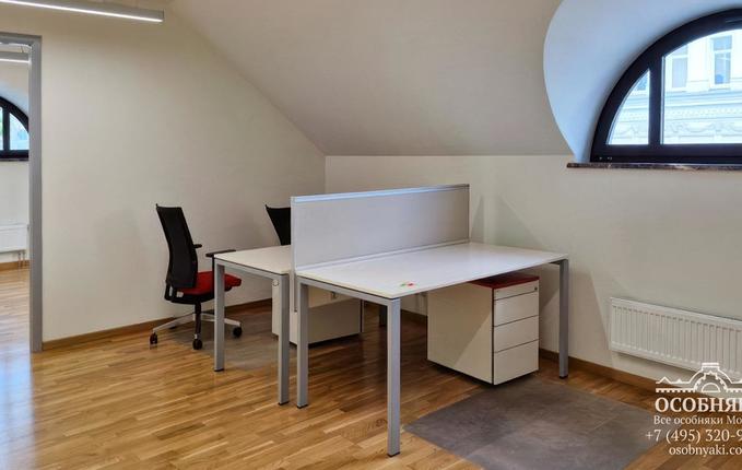 на Воронцовской улице, 8с7, площадь 1394 м