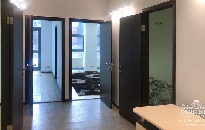 на улице Остоженка, 10, площадь 4907 м