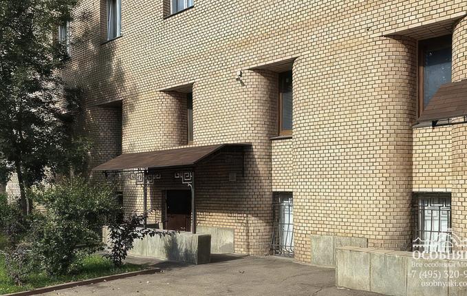 на Скаковой улице, 9, площадь 7889 м